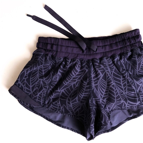 lululemon athletica Pants - Lululemon Hotty Hot Short